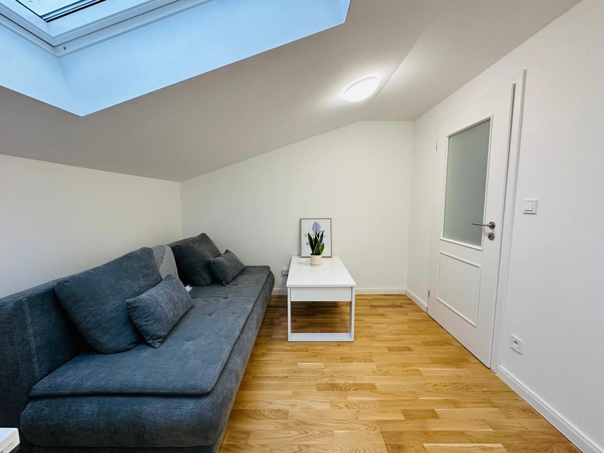 Wenceslas' Shi Apartamento