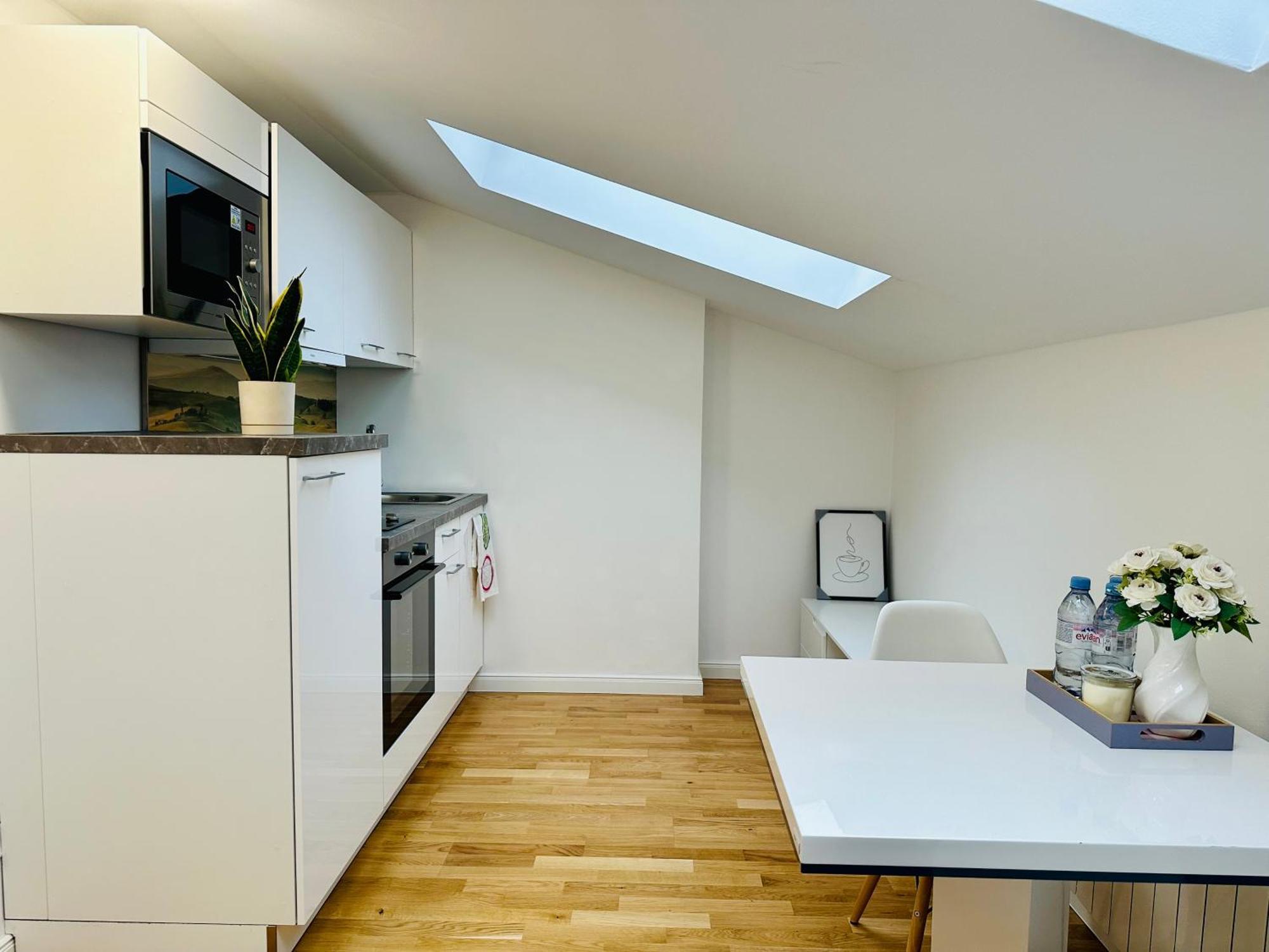 Wenceslas' Shi Apartamento
